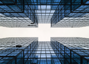 Navigating the Challenges of Big Data in Large Enterprises